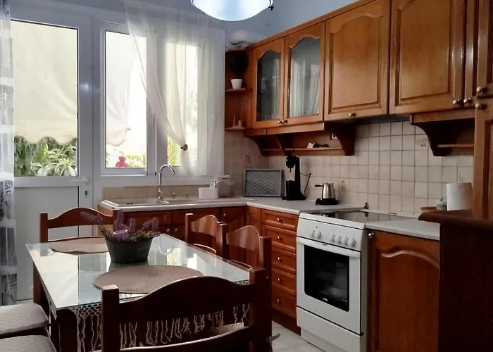 Katerina's By 